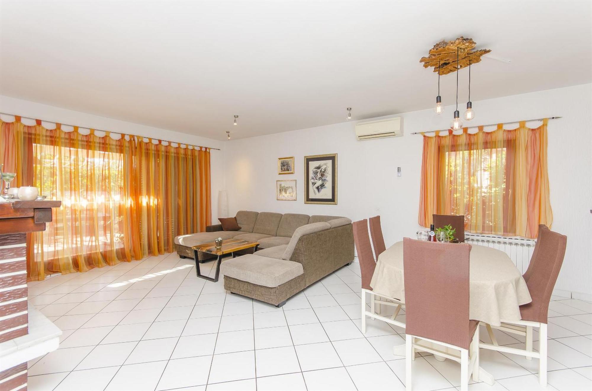 Apartment Tonkica โวดีเซ ภายนอก รูปภาพ